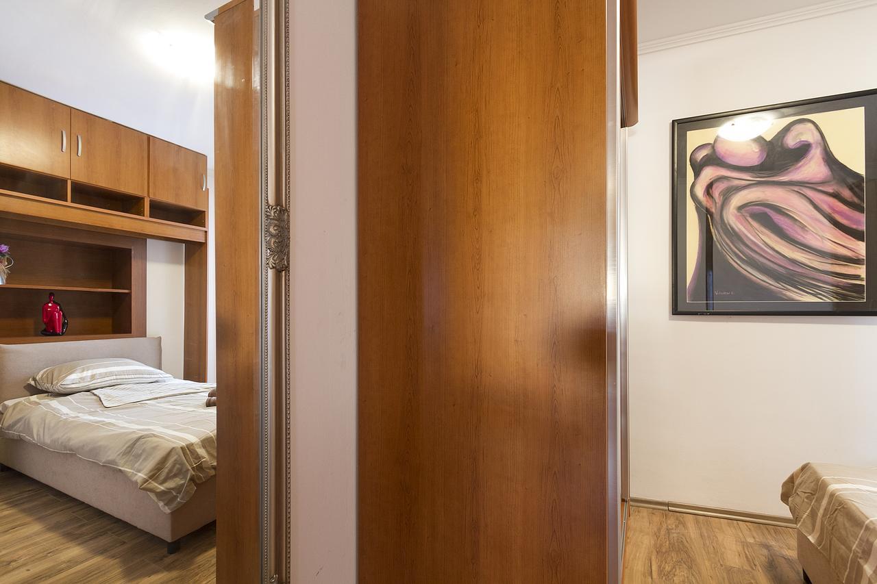 Apartment Nino Rovinj Rum bild