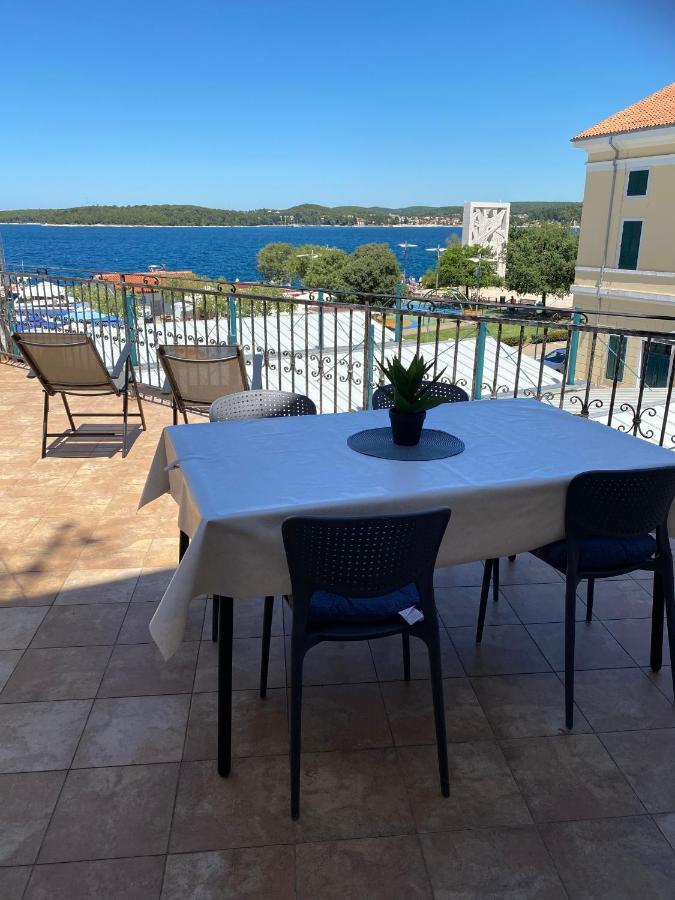 Apartment Nino Rovinj Exteriör bild